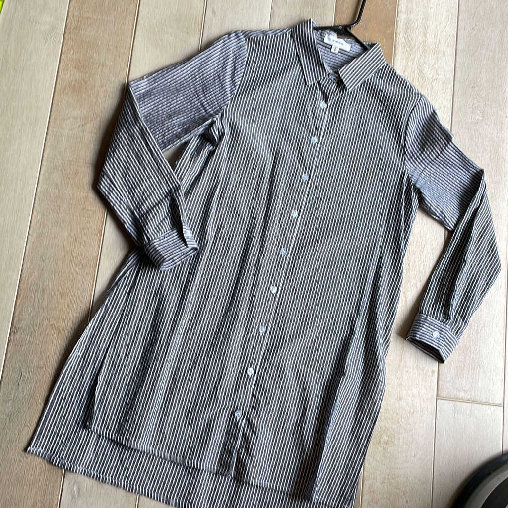 Button Down Side Slit Tunic